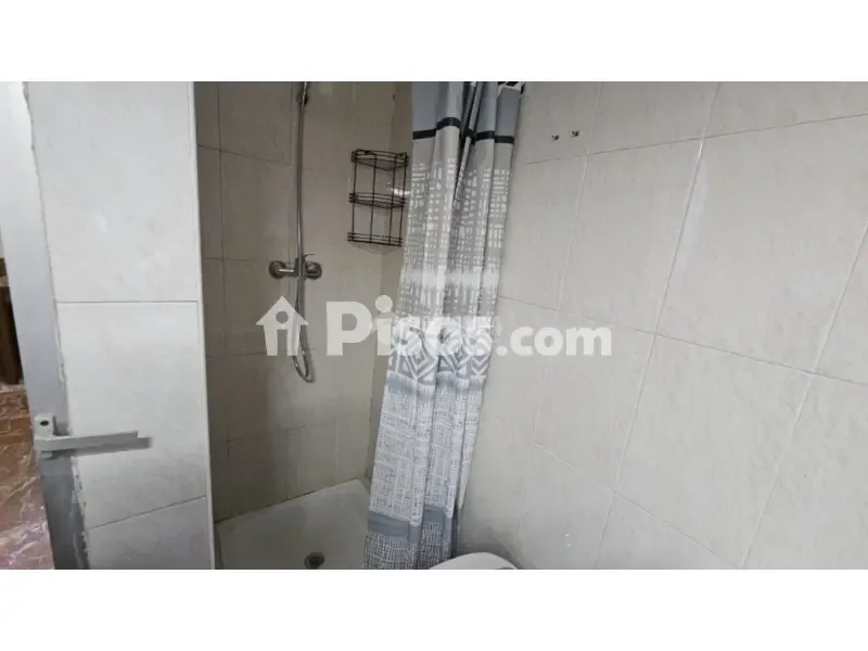 Bathrooms - Converted Flat in San Juan del Puerto