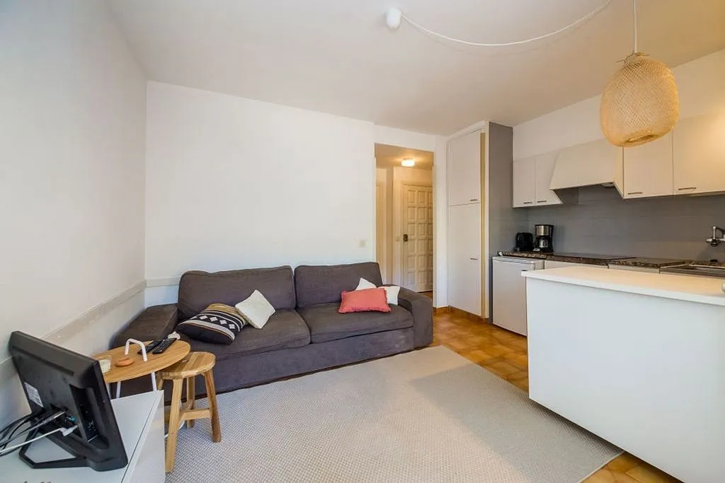 Living Room - Reformed Apartment with Pool in Els Pins