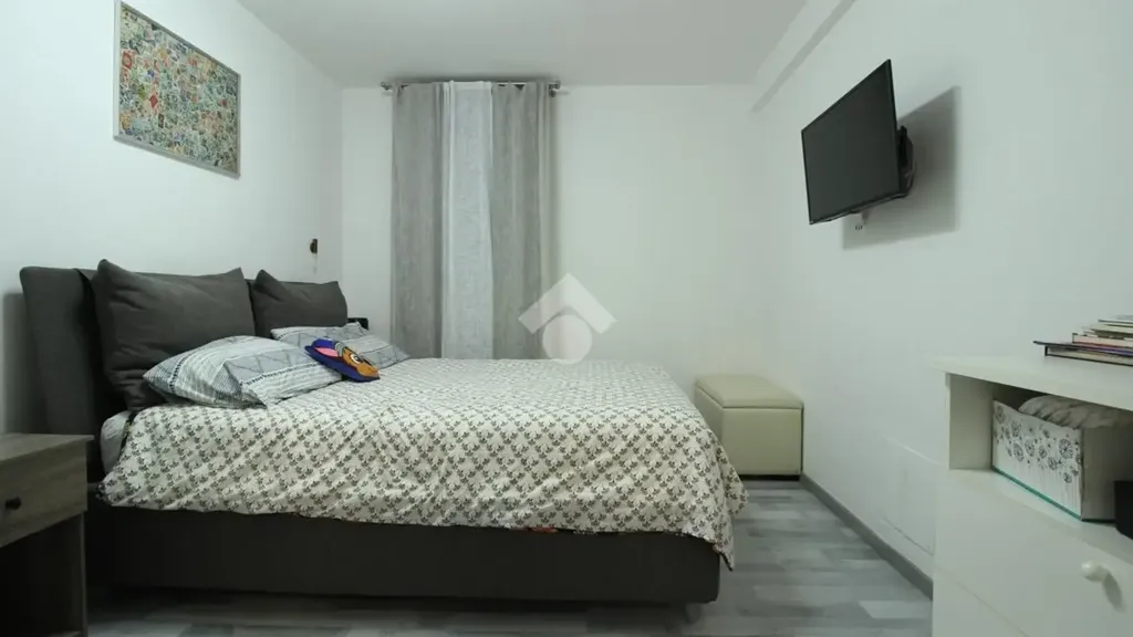 Bedrooms - Terraced Apartment with Private Garden in Prato
