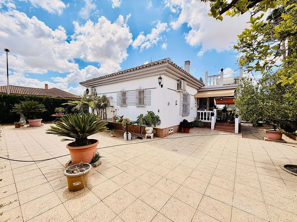 Terrasse - Single-Storey Chalet with Terrace in Montequinto