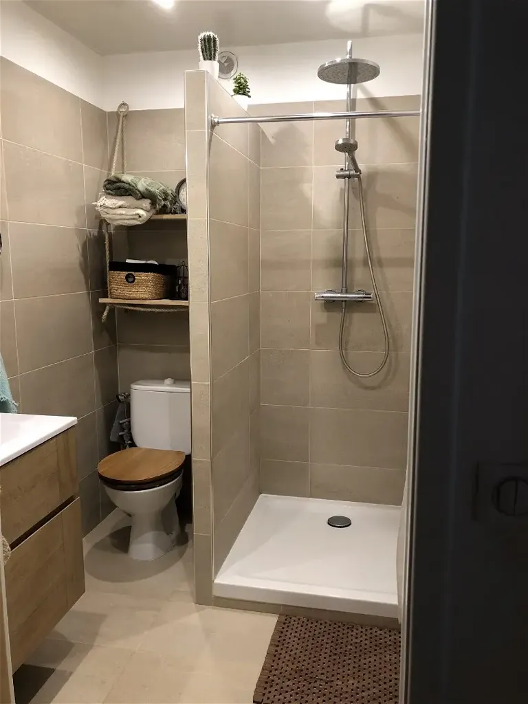 Bagni - Meubled Flat with Terrace in Le Cannet