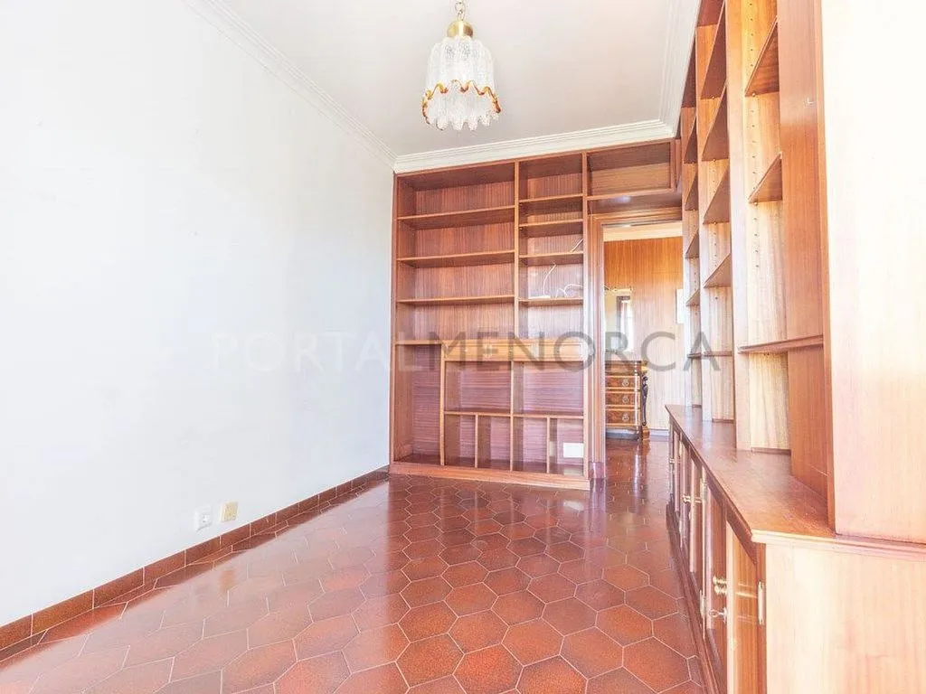 Kabinet - Flat with Terraces in Fort de l'Eau, Mahón