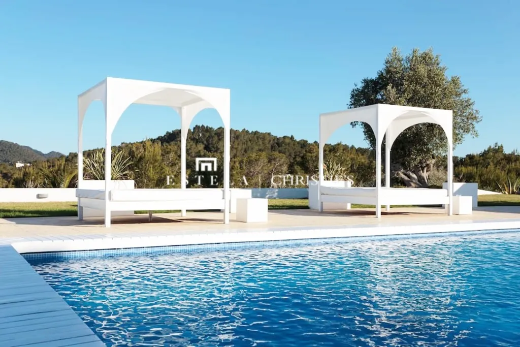 Bassein - Panoramic Villa with Pool near Ibiza