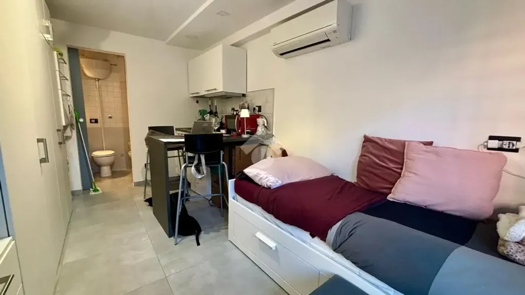 Magamistoad - Studio Apartment in Quiet Courtyard, Parioli, Rome