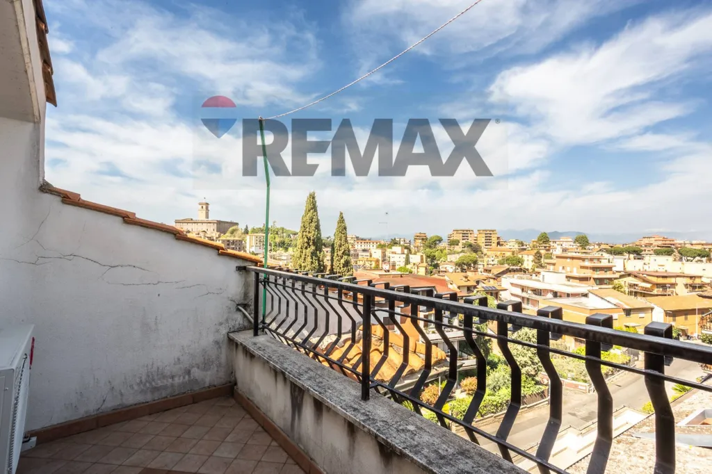 Balcon - Duplex Apartment with Terrace in Monterotondo