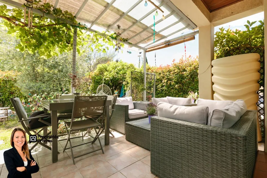 Terrasse - Maison de Plain-Pied avec Jardin et Parking entre Montauroux et les Adrets de l'Esterel