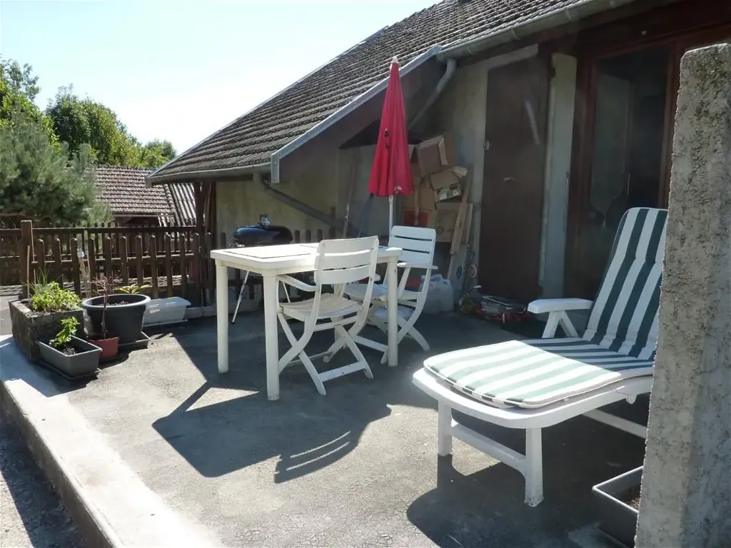 Terrasse - Appartement 2 Pièces avec Terrasse à Vaulnaveys-le-Haut