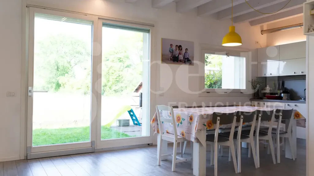 Salle à manger - Terraced Villa with Private Garden in Mestre, Venice