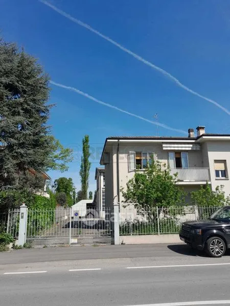 Välivaade - Terraced Villa with Garden in Crema