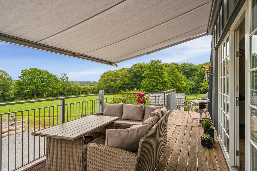 Terrasse - Equestrian Estate with Spa in Vinding