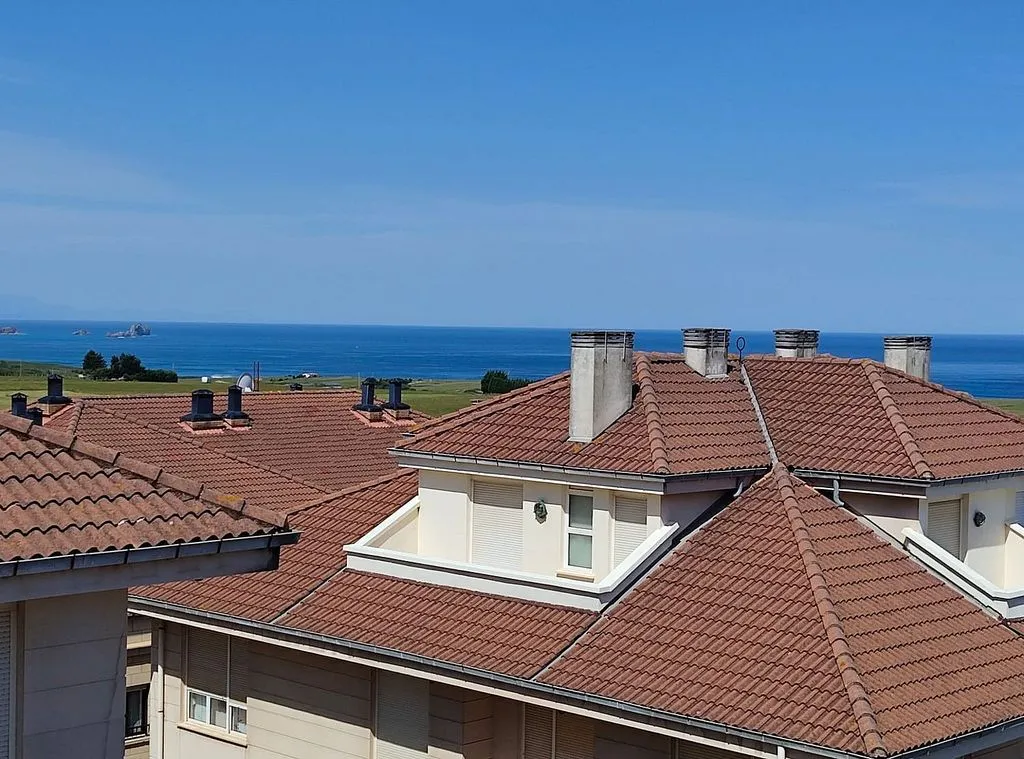 Rõdu - Duplex with Pool and Terrace in Liencres