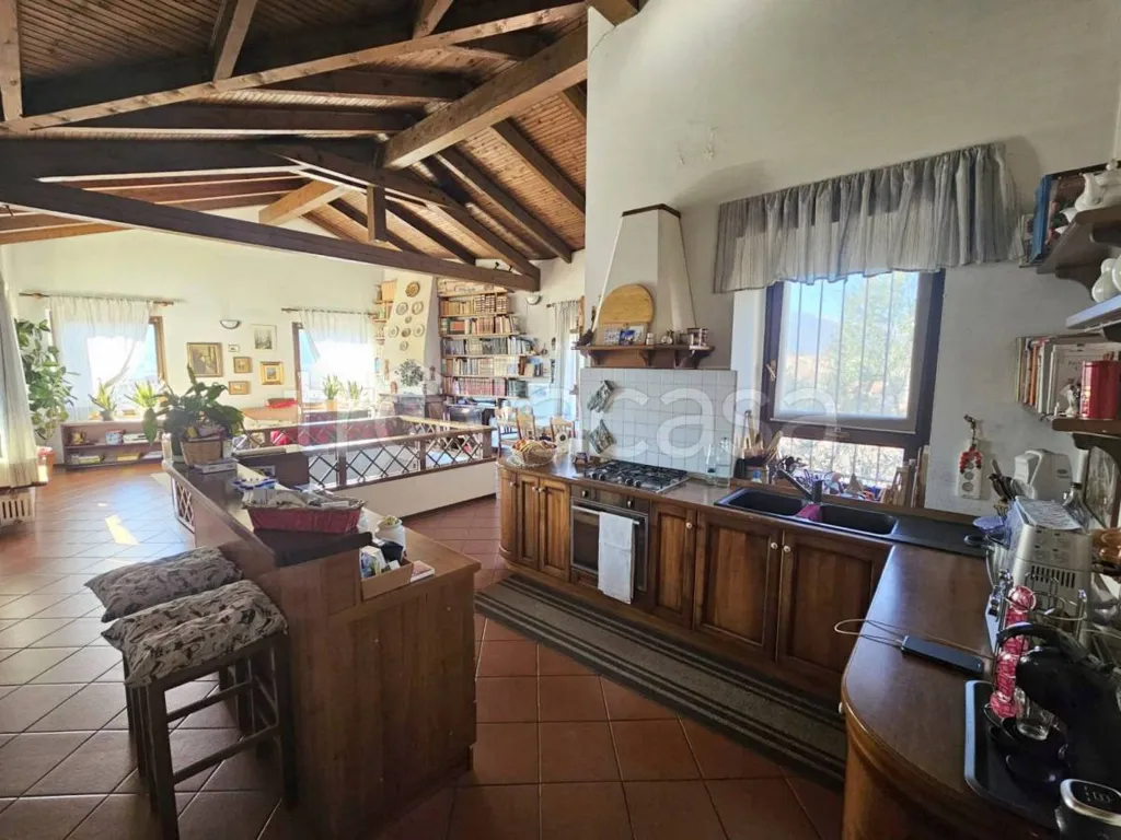 Cucina - Villa with Panoramic Views in Condove