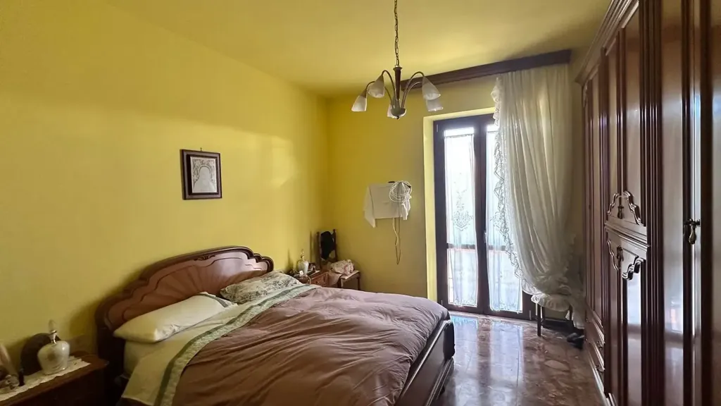 Chambres - Quadrilocale with Balcony in Campiglia Marittima
