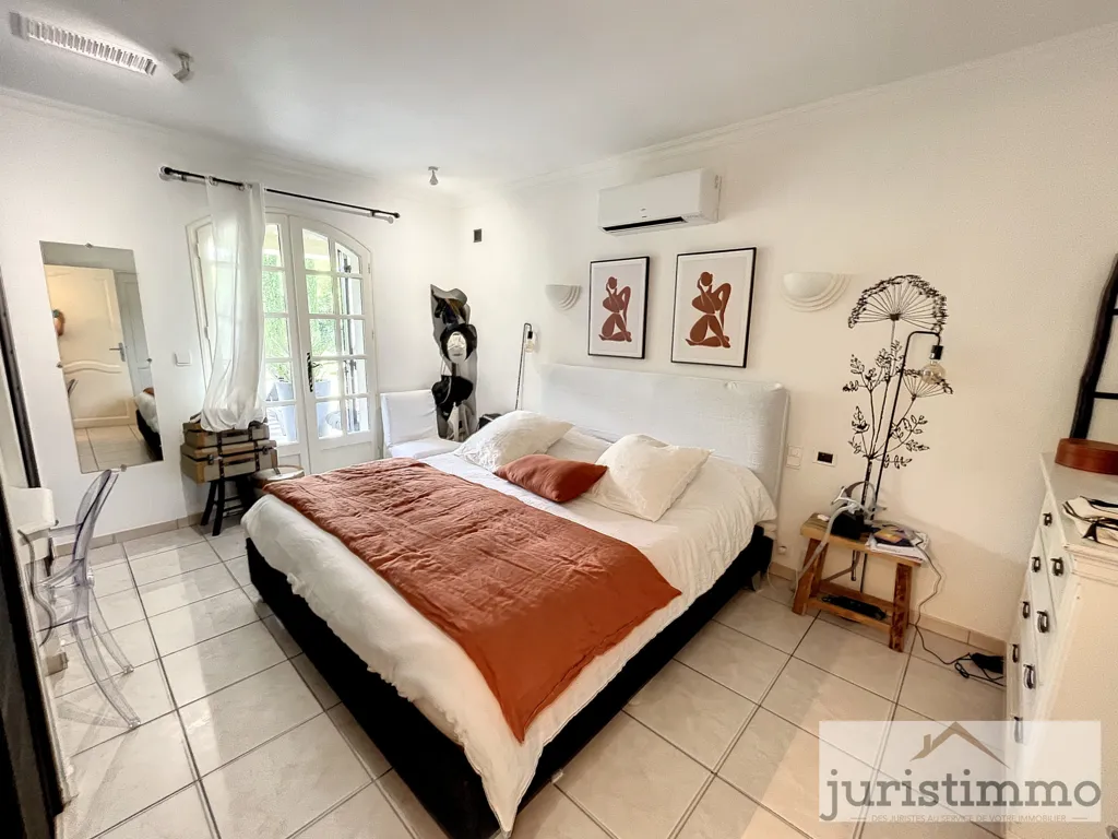 Chambres - Villa avec Véranda et Jardin à Piolenc