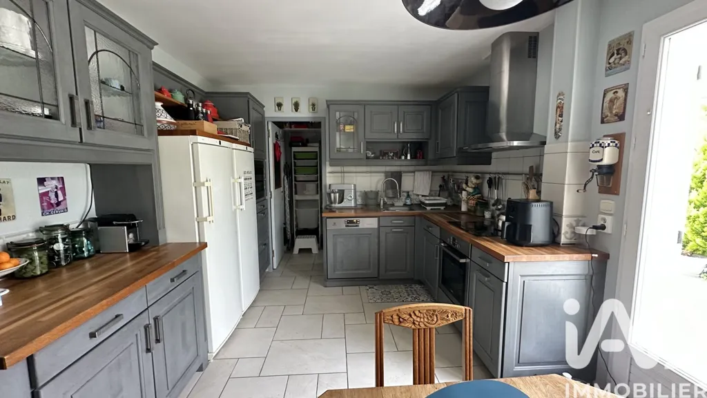 Cuisine - Maison traditionnelle avec parc à Bourron-Marlotte