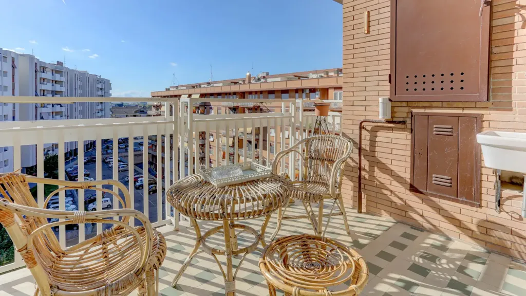 Balcon - Renovated Penthouse with Terraces in Rome