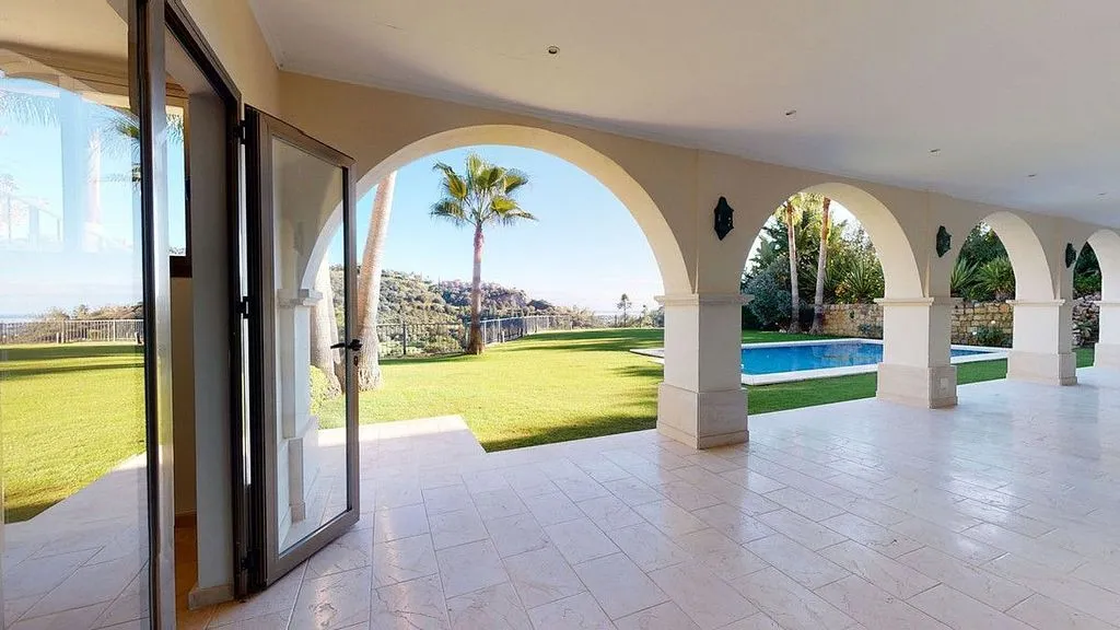 Terrazza - Luxury Villa with Sea View in Benahavís