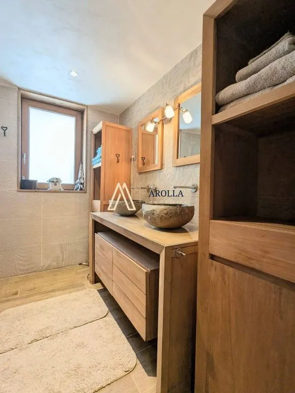 Salles de bain - Chalet Luxueux avec Vue Montagne à Bourg-Saint-Maurice