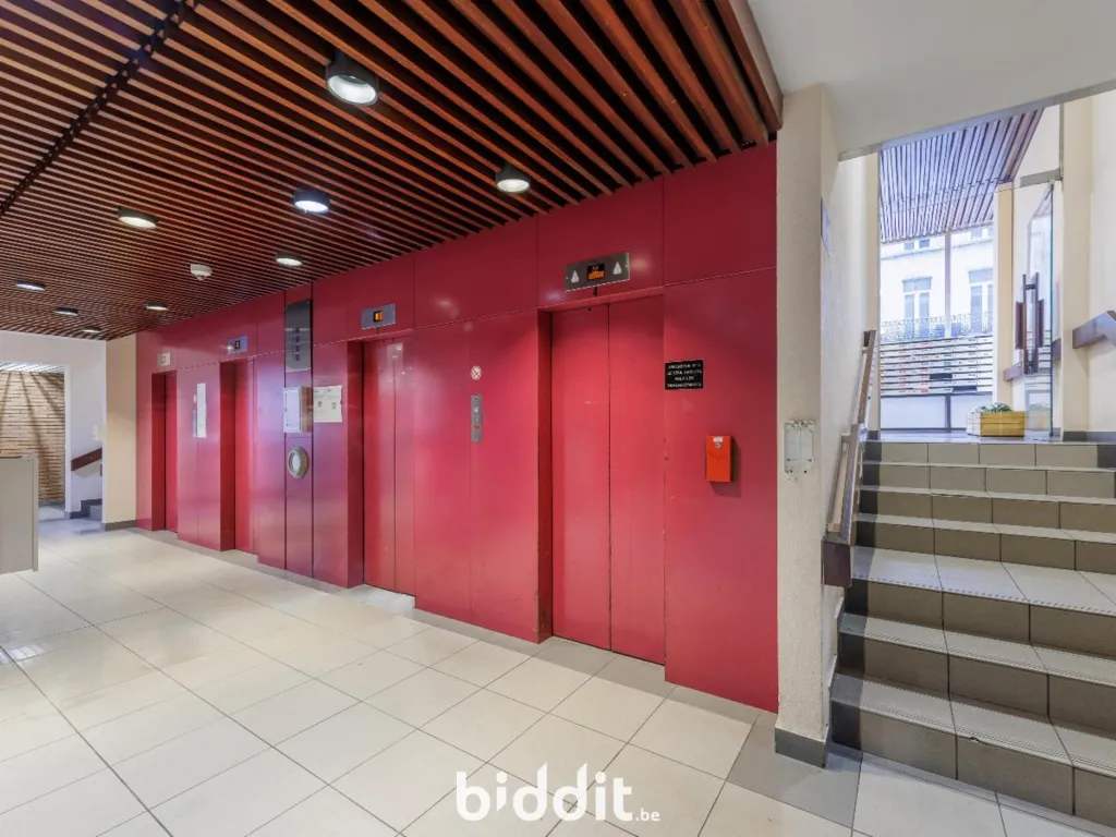 hallway_entrance