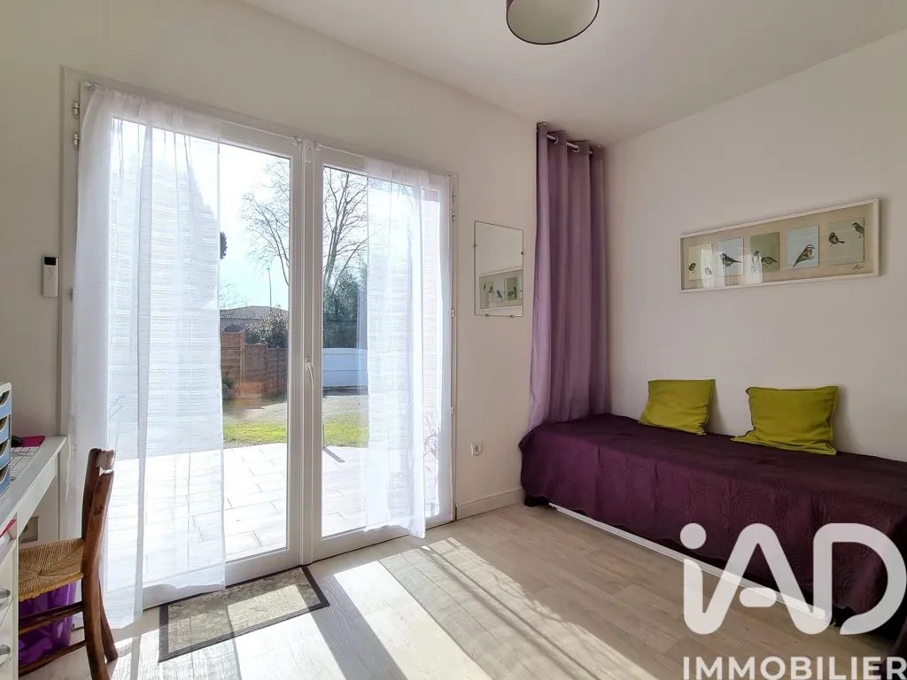 Chambres - Maison de Plain-Pied avec Piscine à Saint-Jean
