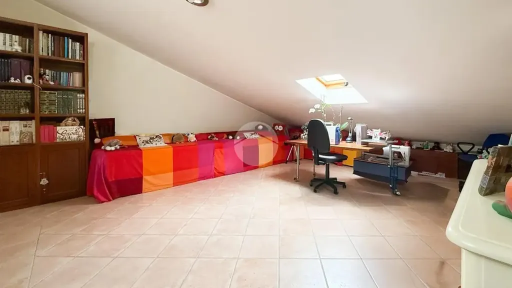 Office - Modern Terrace Villa in Pettino, L'Aquila