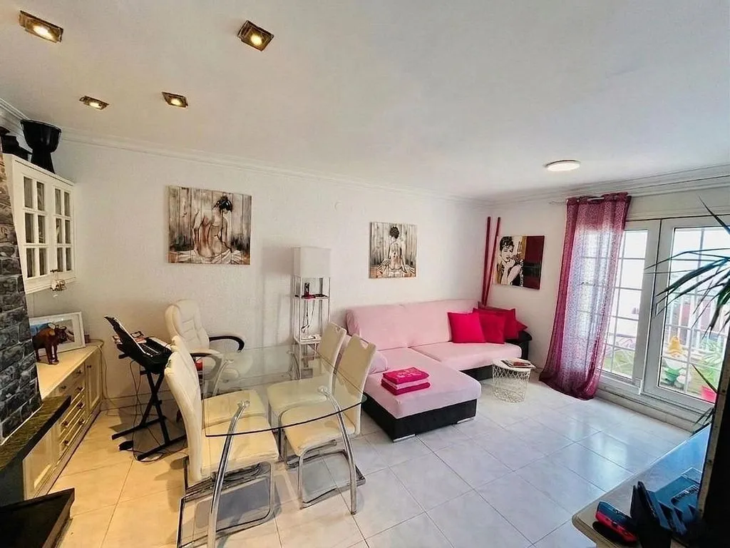 Séjour - Modernised Attic with Terrace in Pubilla Cases