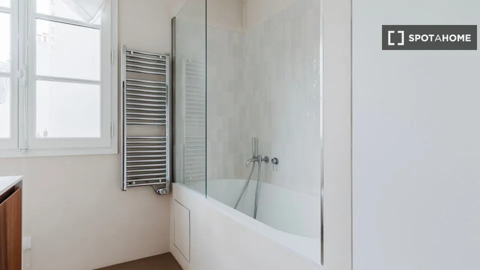 Salles de bain - Appartement 3 Pièces à Bastille-Popincourt