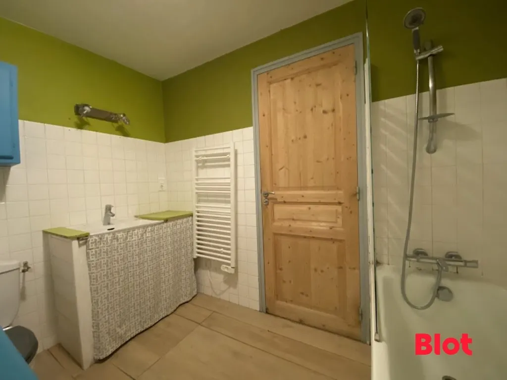 Vannitoad - Charming Townhouse with Patio in Chateaugiron