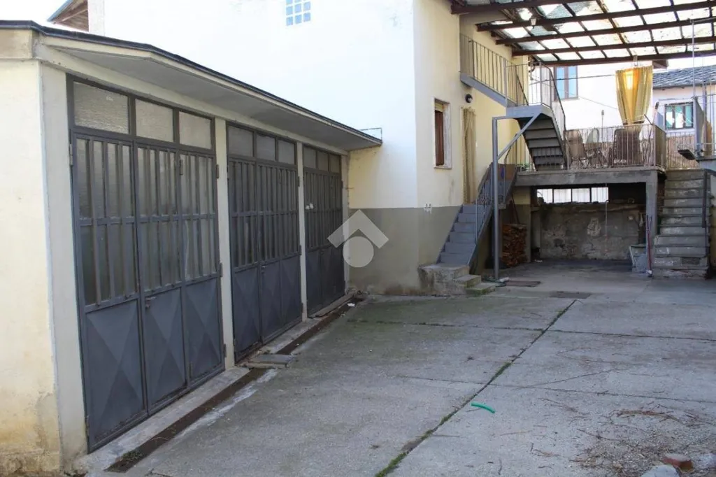 Jardin - Apartment with Terrace in Central Brossasco