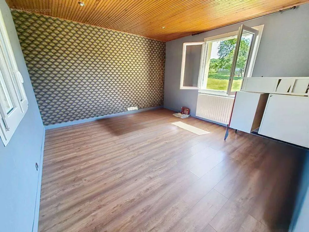 Maison 4 pièces à Briantes