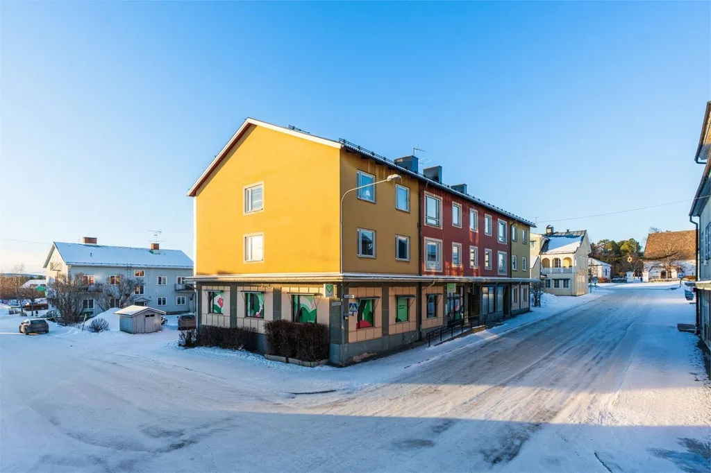 Esterno - Property Portfolio in Central Nordmaling