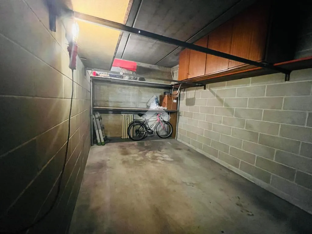Garage - Single Garage Box in Nova Milanese