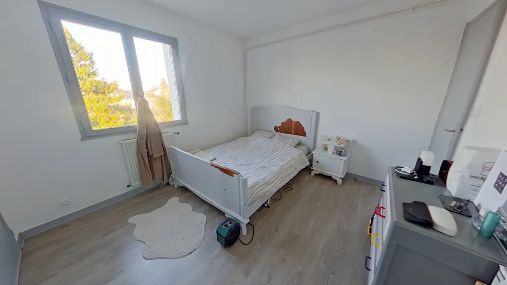 Magamistoad - Renovated 2-Bed Flat with Balcony in Châtellerault
