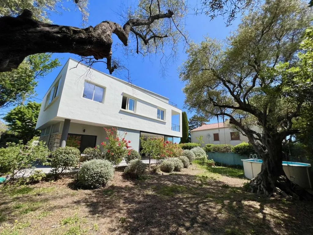 Extérieur - Villa Luxueuse avec Barbecue à Juan-Les-Pins
