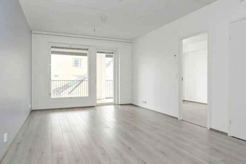 Toad - Flat with Balcony in Kaarela, Helsinki