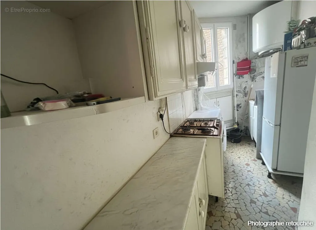 Cuisine - Appartement T2 Proche Gare RER A à Houilles