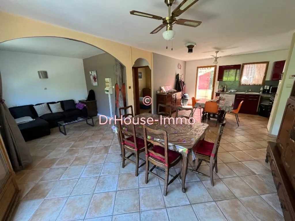 Söögituba - Single-Storey Villa with Views in Greffeil