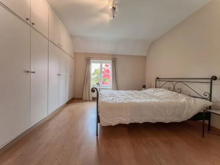 4-bedroom house in BE