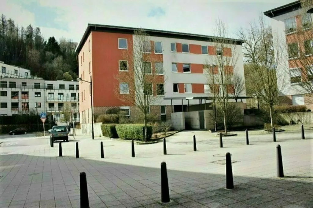 Extérieur - Appartement Lumineux avec Parking à Luxembourg-Eich