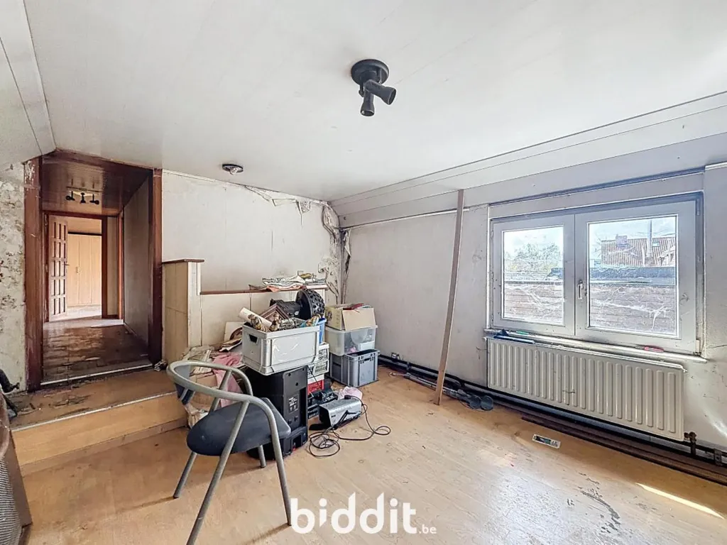 Pièces - Projet de Rénovation Urbaine avec 4 Façades