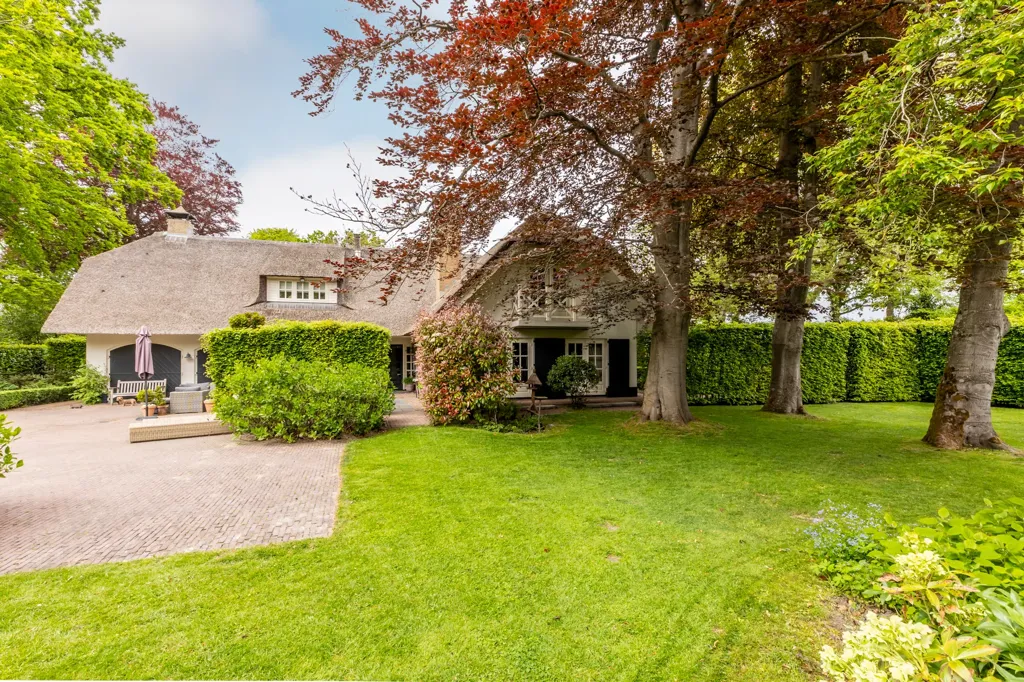 Jardin - Luxury Villa with Jacuzzi in Oostvoorne