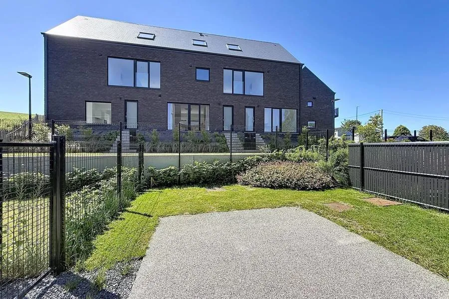 2 magamistoaga maja asukohas HAMOIS