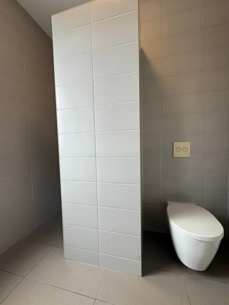 Salles de bain - Modern House with Garden in De Eilanden