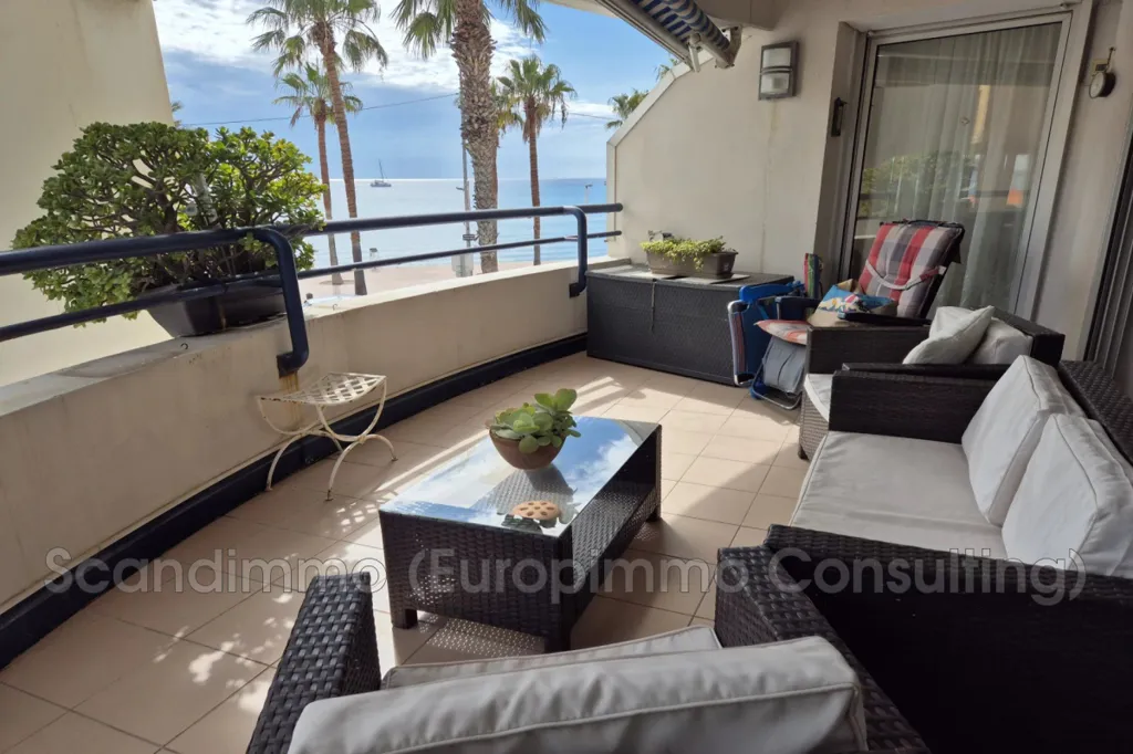 Balcon - Appartement en Front de Mer avec Vue à La Ciotat