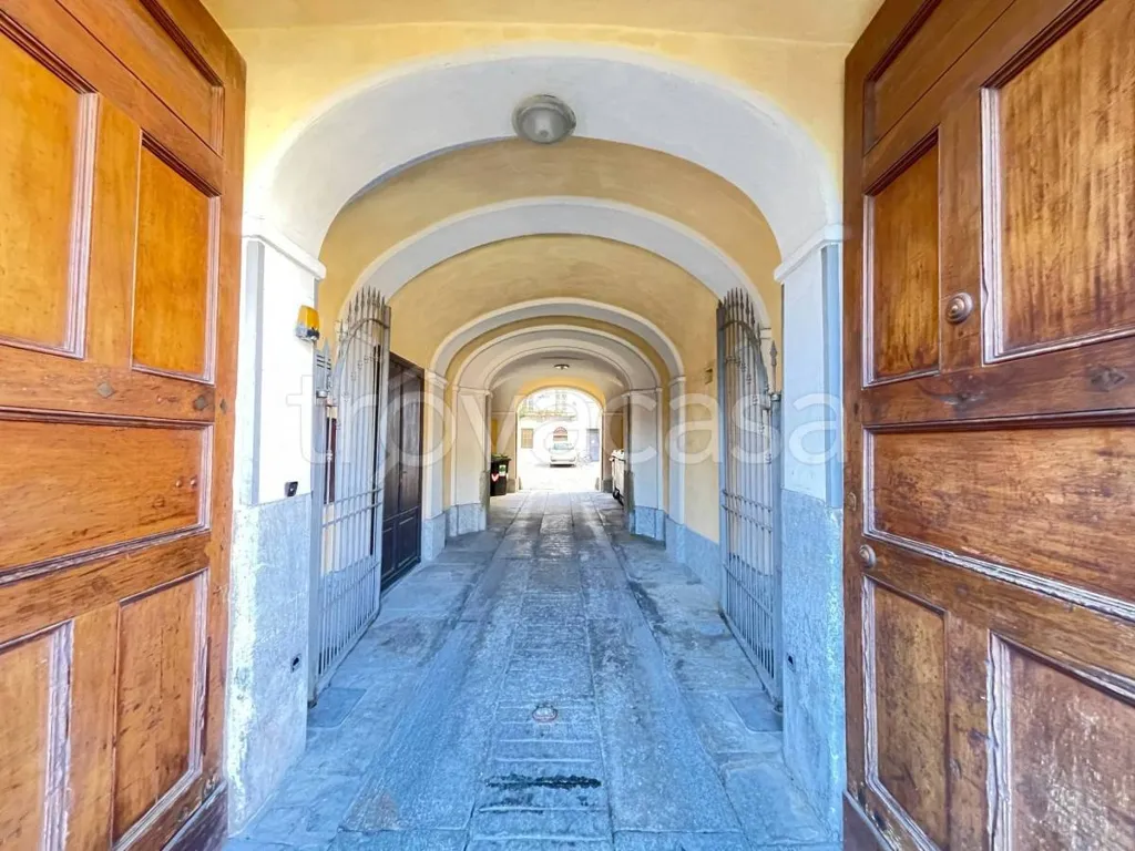 hallway_entrance