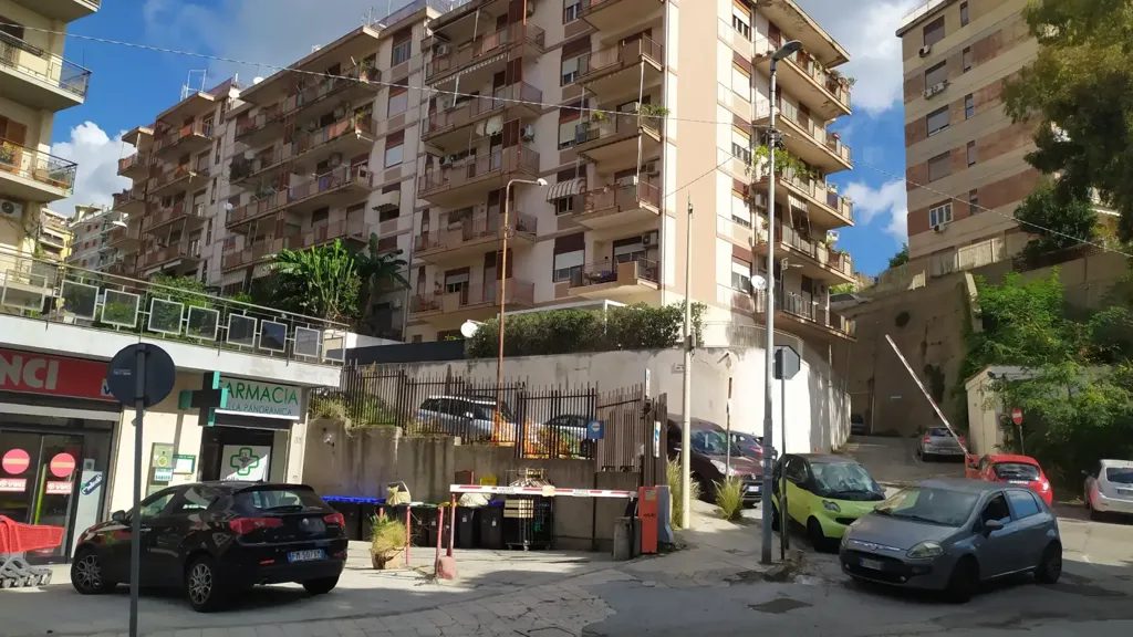 Exterior - Panoramic Penthouse in Messina