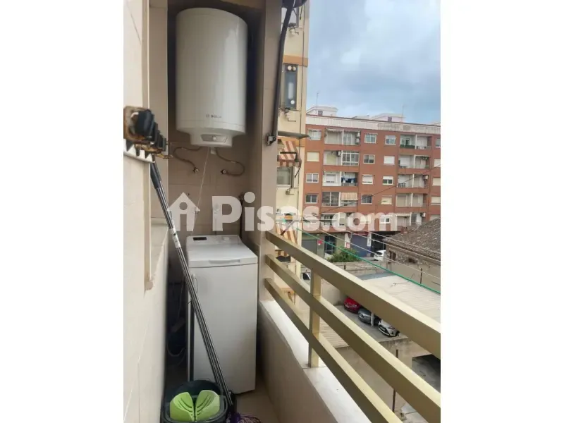 Balcon - Furnished Flat with Balcony in Pinedo