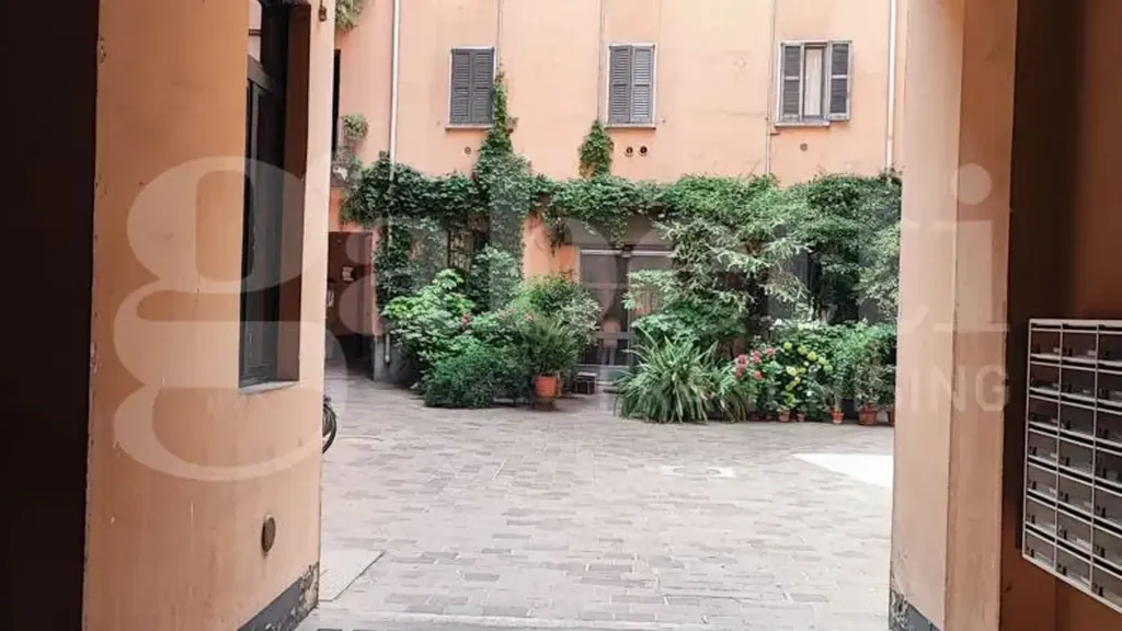Jardin - Studio Flat in Historic Building, Milan