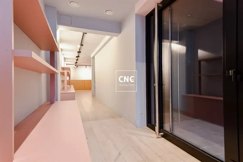 hallway_entrance