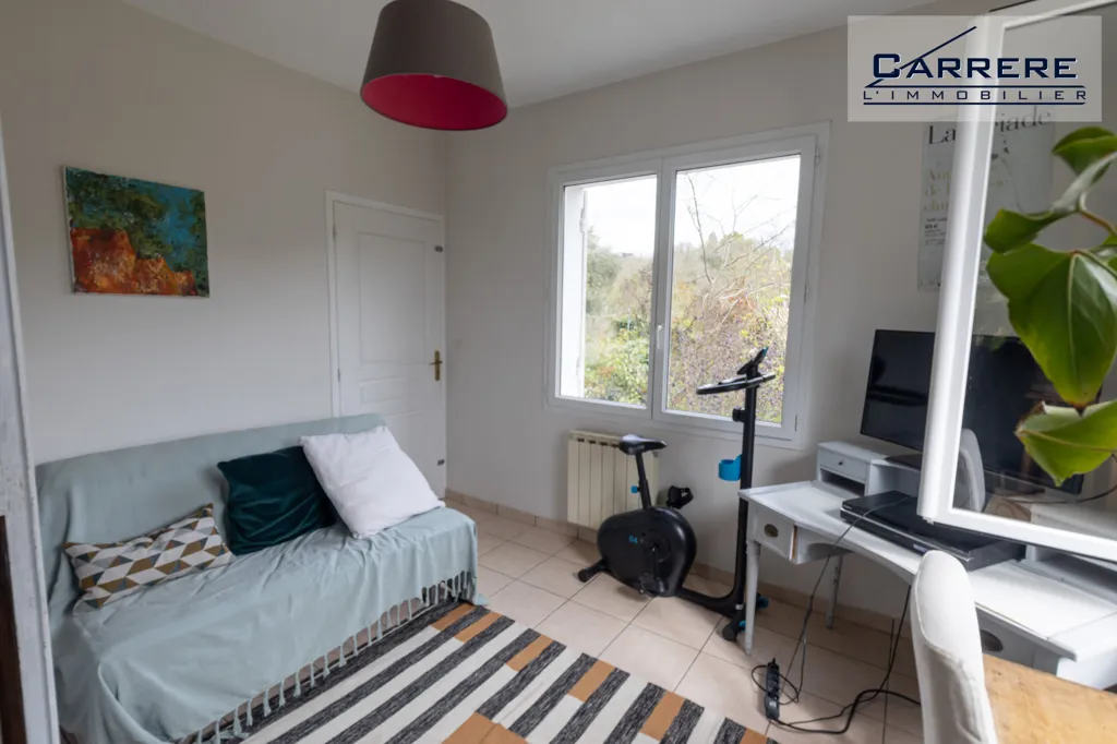5-room house in Cambes
